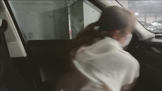 女子〇生がパーカーワンピでノーパンノーブラ買い物デート♡ムラムラが止まらず即挿入♡素人カップル♡野外露出/10代/膣内射精/ハメ撮り/素人/巨乳/スタイル抜群 without underwear…