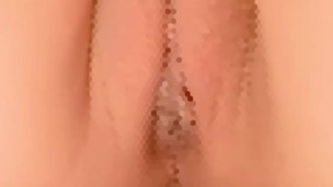 おまんこから溢れ出る甘酸っぱい本気汁😍ヌルヌル甘しょっぱくていつでも舐め尽くしたい【日本人素人HENTAIカップル個人撮影35】